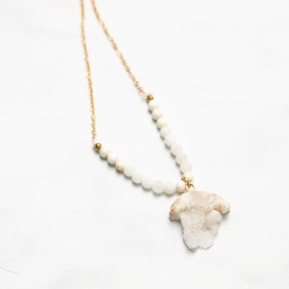 White Jade Bracelet with Crystal Quartz Charm - Picture 3 of 8